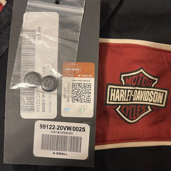 Harley-Davidson Women's Button-Front Short Sleeve Shirt Size -x small - Picture 3 of 3